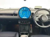 Używany Mini Cooper Hatch 154 KM (113 kW) 2024 Niebieski Hatchback