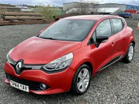 Used Renault Clio Dynamique 90 HP (66 kW) 2014 Red Hatchback