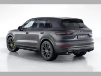 Usado Porsche Cayenne 456 HP (335 kW) 2023 Cinzento SUV