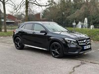 Begagnad Mercedes GLA200 AMG line 2017 Svart SUV