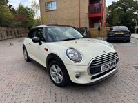 Used Mini Cooper 2018 White Hatchback
