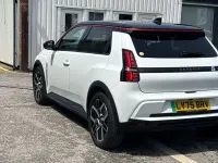 Used Renault R5 Komfort 110 kW (150 HP) 2025 Hatchback