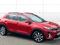 Używany Kia Stonic 101 KM (74 kW) 2023 Czerwony SUV