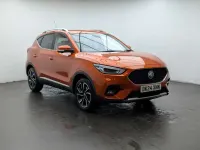 Używany MG ZS Exclusive 111 KM (81 kW) 2024 Pomarańczowy SUV