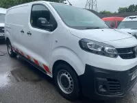 Used Vauxhall Vivaro Edition 100 HP (73 kW) 2019 White MPV