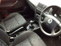 Usado VW Golf IV 102 HP (75 kW) 1999 Citadino