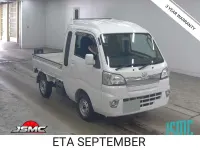 Used Daihatsu Hijet 2015 White MPV