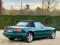 Begagnad Mazda MX5 Edition 1998 Grön Cab