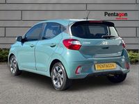 Used Hyundai i10 Advanced 65 HP (47 kW) 2024 Green Hatchback