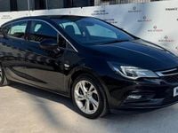 Used Vauxhall Astra SRi 150 HP (110 kW) 2017 Black Hatchback
