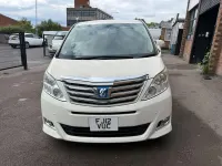 Usado Toyota Alphard 2023 Branco Monovolume