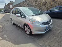 Used Honda Jazz ES 99 HP (72 kW) 2014 Silver Hatchback