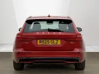 Usado Volvo V60 Plus 2025 Vermelho Carrinha