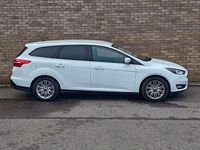 Used Ford Focus Zetec 120 HP (88 kW) 2018 White Estate