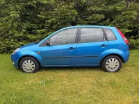 Used Ford Fiesta Ghia 68 HP (50 kW) 2003 Blue Hatchback
