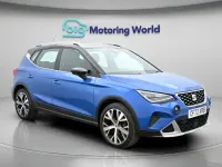 Usado Seat Arona Xperience Lux 110 CV (80 kW) 2023 Azul SUV