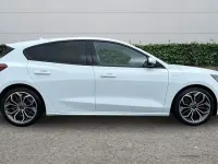 Used Ford Focus ST-Line X 125 HP (91 kW) 2024 White Hatchback