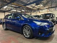 Used Toyota Avensis Business Edition 147 HP (108 kW) 2016 Blue Estate