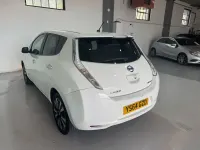 Used Nissan Leaf Tekna 80 kW (109 HP) 2014 White Hatchback