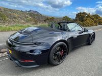 Ny Porsche 911 534 HK (392 kW) 2026 Svart Cab