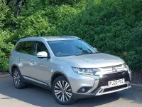 Used Mitsubishi Outlander 150 HP (110 kW) 2020 Silver SUV