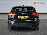 Begagnad Ford Focus ST-Line 2018 Blå Halvkombi