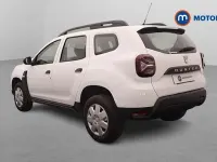 Used Dacia Duster Essentiel 90 HP (66 kW) 2022 White SUV