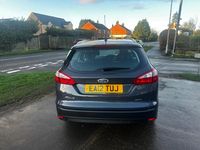 Used Ford Focus Zetec 125 HP (91 kW) 2012 Grey Estate