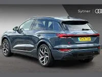 Usado Audi Q6 e-tron Advanced 280 kW (382 CV) 2024 Azul SUV