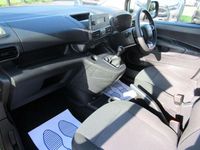 Used Toyota Proace Active 120 HP (88 kW) 2021 White MPV