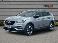 Usado Vauxhall Grandland X Edition 130 HP (95 kW) 2021 Cinzento SUV
