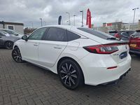 Begagnad Honda Civic Elegance 143 HK (105 kW) 2022 Vit