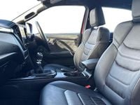 Second-hand Isuzu D-Max 163 CP (119 kW) 2025 Portocaliu Pickup