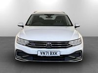 Used VW Passat GTE 218 HP (160 kW) 2021 White Estate