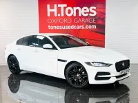 Gebraucht Jaguar XE SE 180 PS (132 kW) 2020 Weiß Limousine
