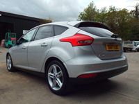 Used Ford Focus Zetec 120 HP (88 kW) 2017 Silver Hatchback