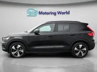 Usado Volvo XC40 Plus 211 CV (155 kW) 2022 Negro SUV