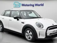 Used Mini Cooper Classic 136 HP (100 kW) 2022 White Hatchback