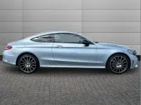 Usado Mercedes C300 AMG line 245 CV (180 kW) 2022 Plateado Coupe
