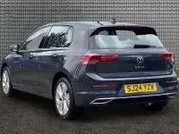 Second-hand VW Golf VIII 130 CP (95 kW) 2024