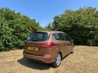 Used Ford B-MAX Zetec 90 HP (66 kW) 2013 Gold MPV