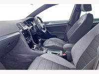 Used VW Golf VII R-line 150 HP (110 kW) 2018 Yellow Hatchback