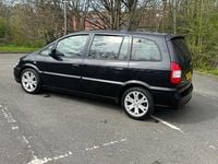 Second-hand Vauxhall Zafira 2003 Negru Monovolum