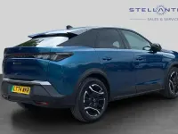 Used Peugeot e-3008 Allure 152 kW (207 HP) 2024 Blue SUV