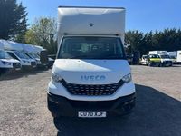 Begagnad Iveco Daily 177 HK (130 kW) 2020 Vit