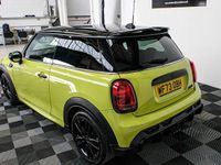 Usado Mini Cooper S Hatch 2024 Amarelo Citadino