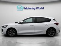 Used Ford Focus ST-Line 155 HP (114 kW) 2024 White Hatchback