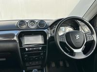 Used Suzuki Vitara SZ5 140 HP (102 kW) 2019 Red SUV