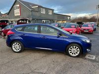 Used Ford Focus Titanium 125 HP (91 kW) 2016 Blue Hatchback