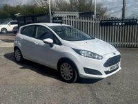 Used Ford Fiesta Style 82 HP (60 kW) 2014 White Hatchback